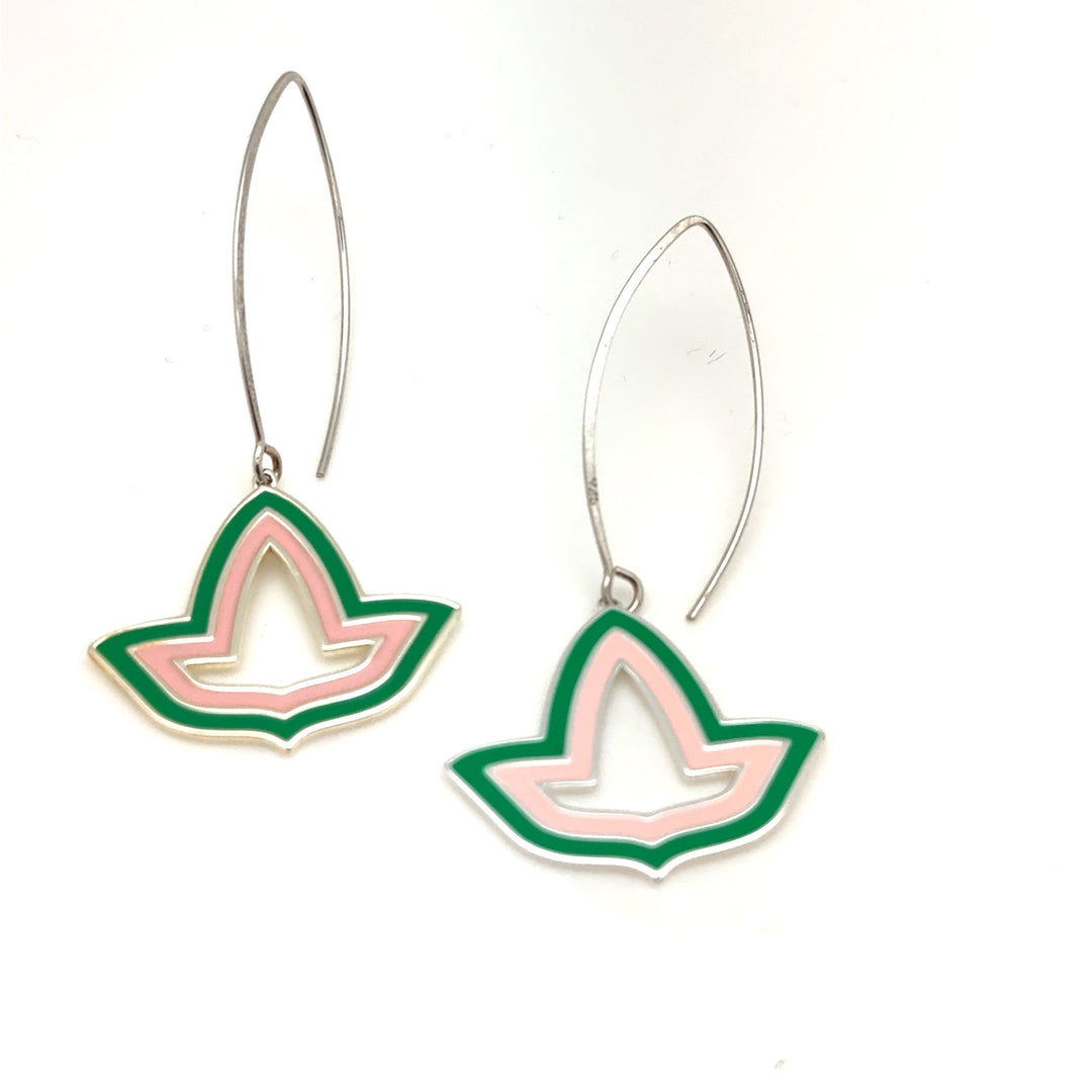 Pink and Green™ Enamel Open Ivy Leaf Threads- Medium