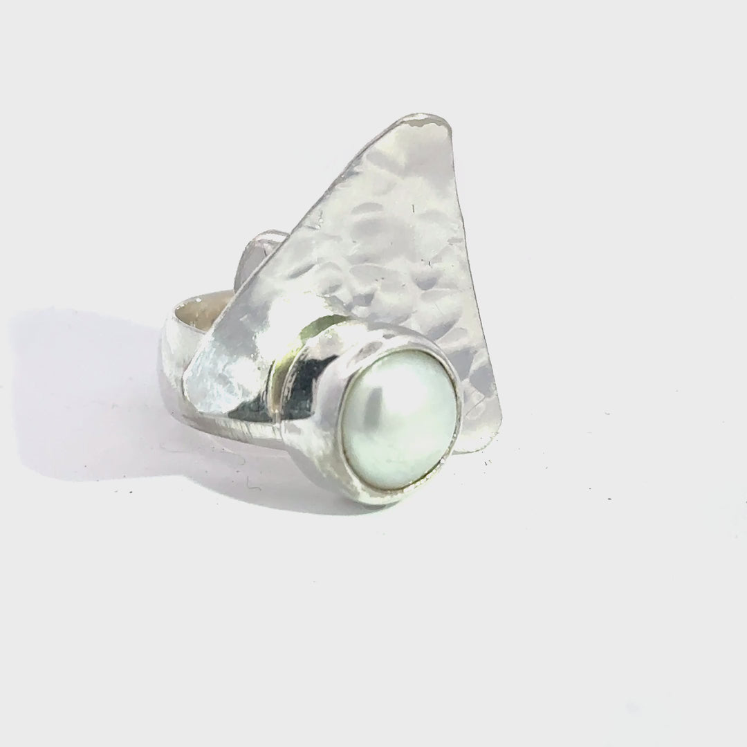 NEW! Hammered Pyramid Pearl Ring