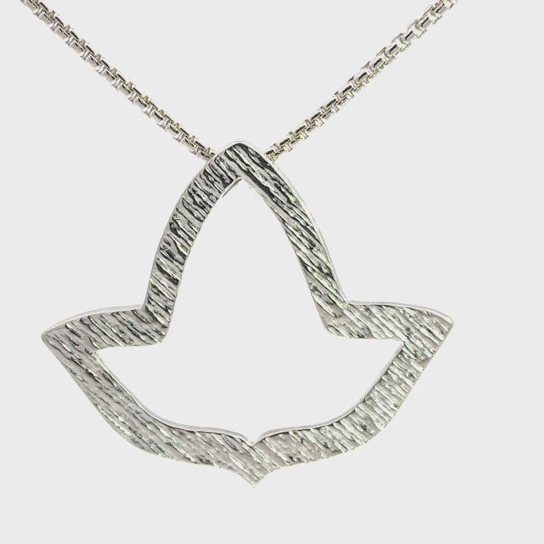 NEW! Textured Open Ivy Leaf Necklace - Large