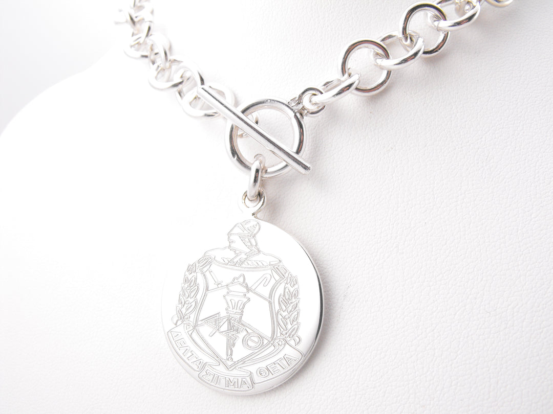 Single Link Necklace - Crest