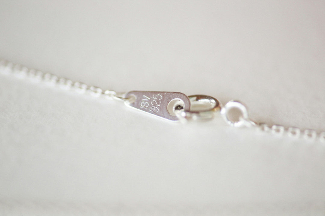 Minimalist Style: The Beauty of Simple Sterling Silver Jewelry