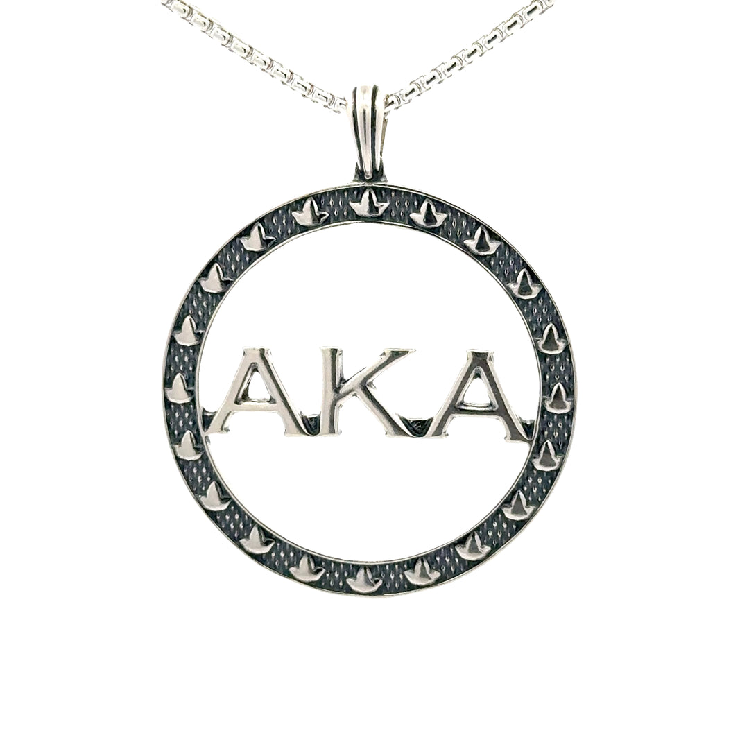 NEW! AKA Textured Ivy Circle Oxidized Necklace