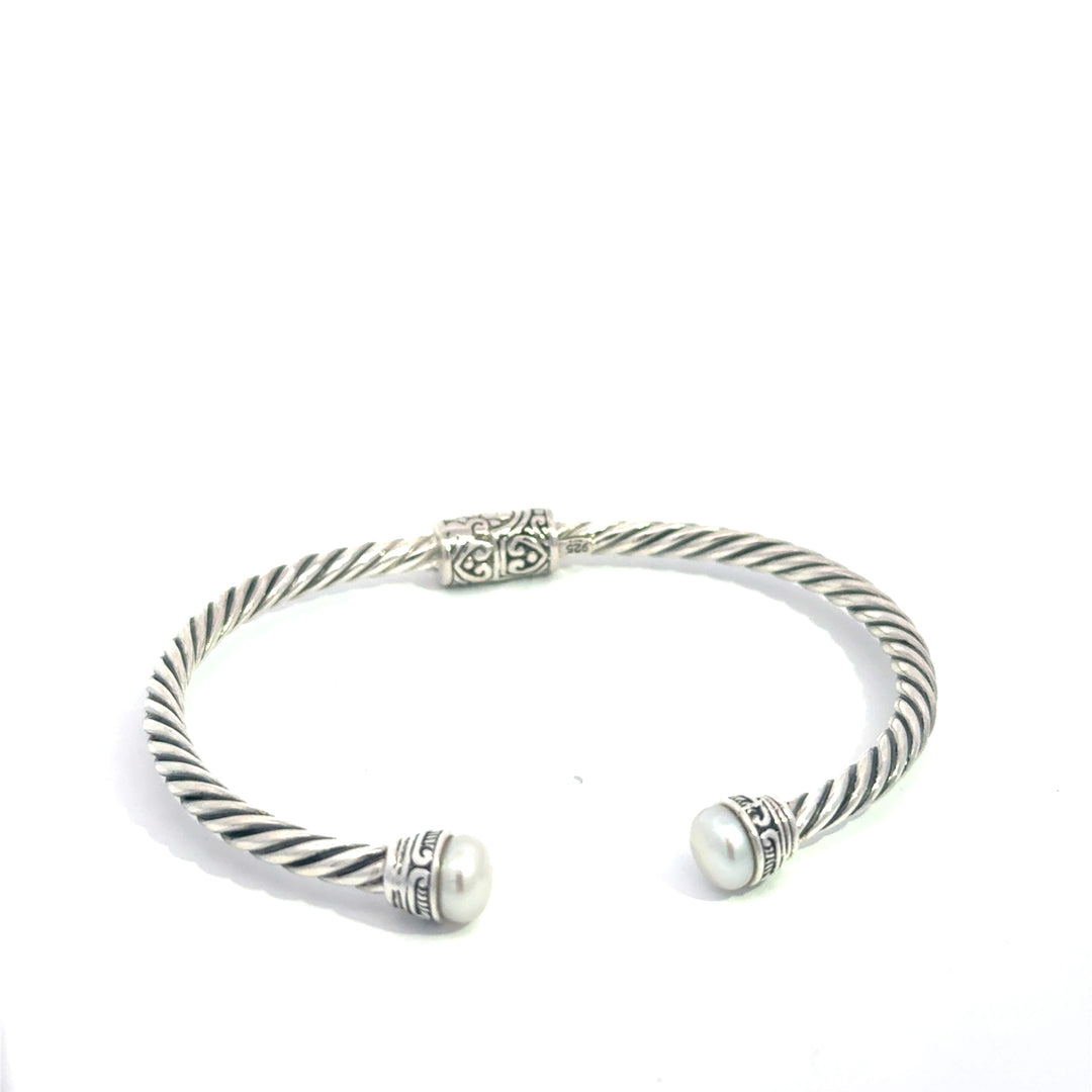 NEW! Freshwater Tip Cable Bracelet