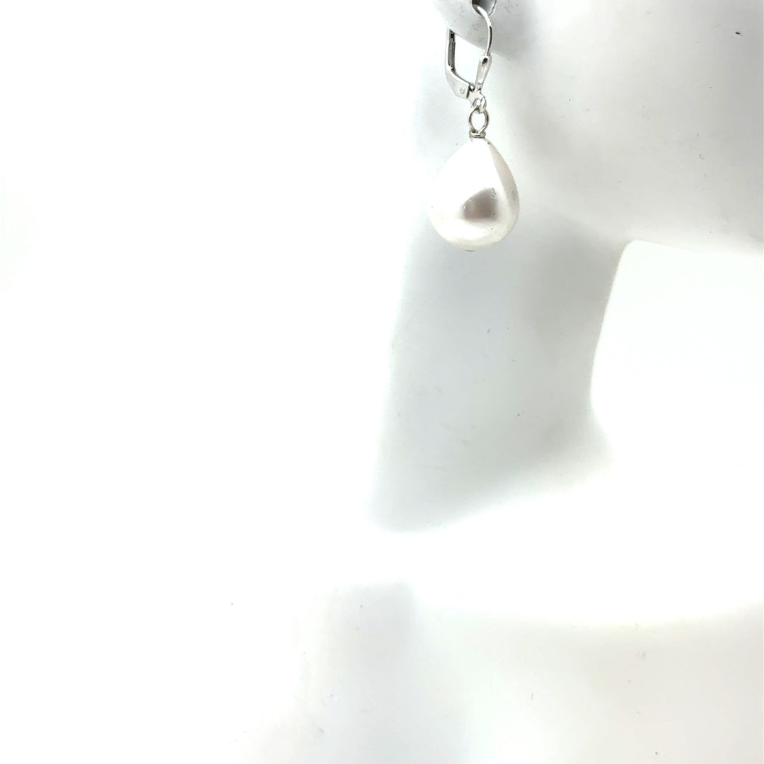 Teardrop MOP Earrings
