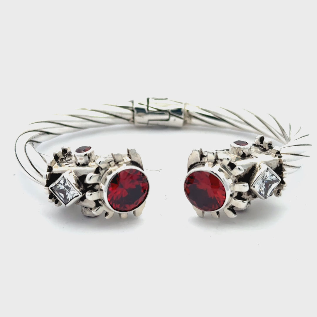 NEW! Garnet Cable