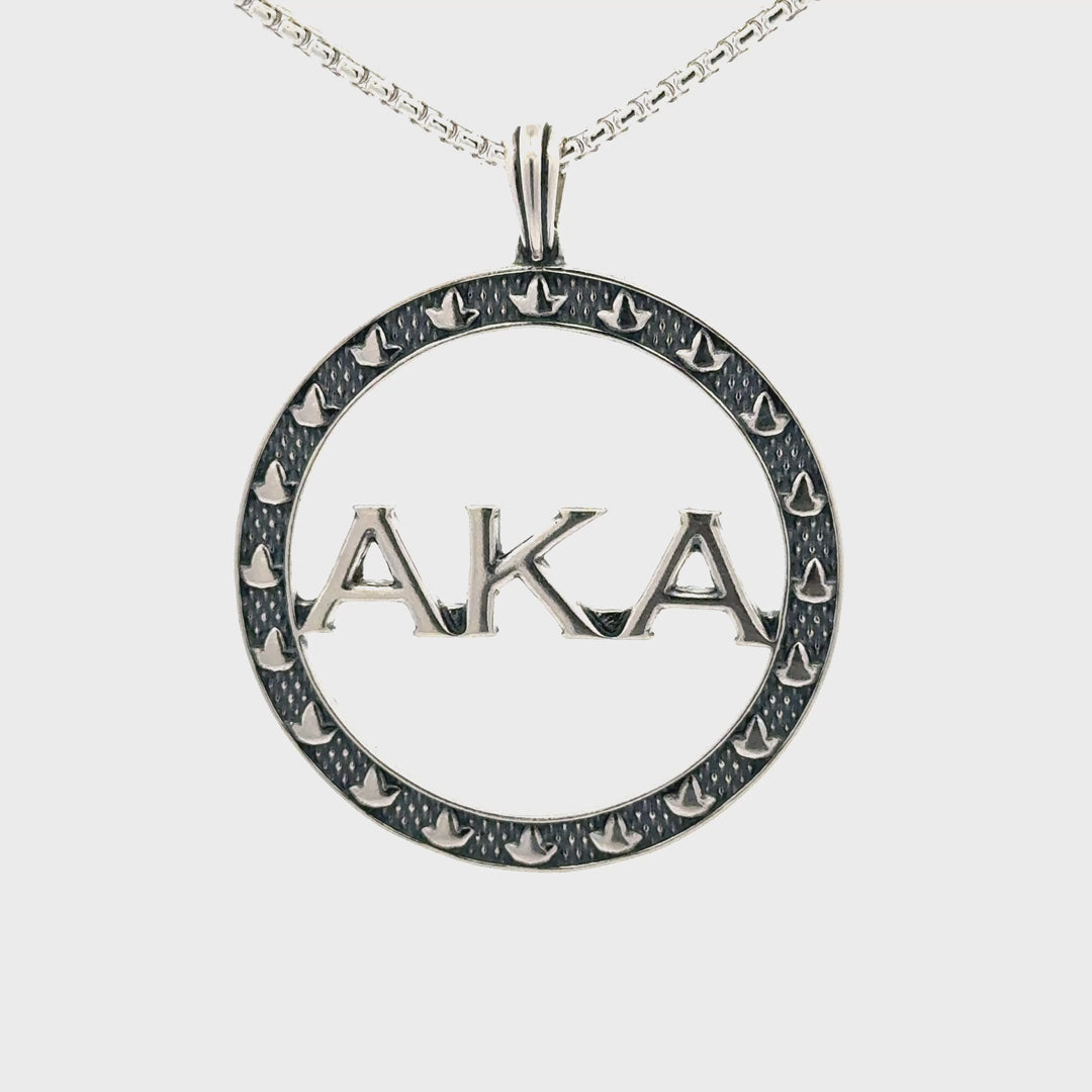 NEW! AKA Textured Ivy Circle Oxidized Necklace