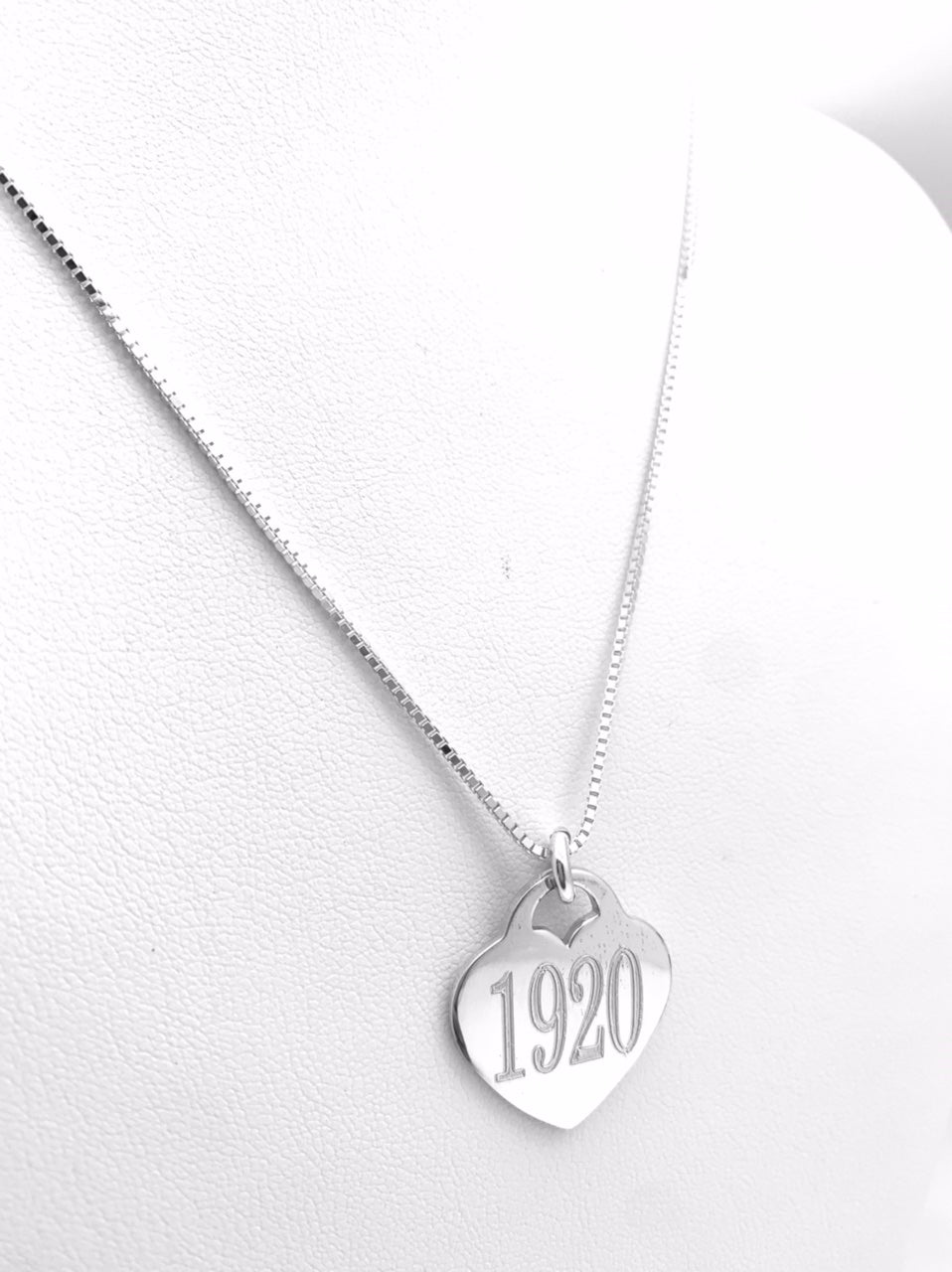 1920 Heart Necklace